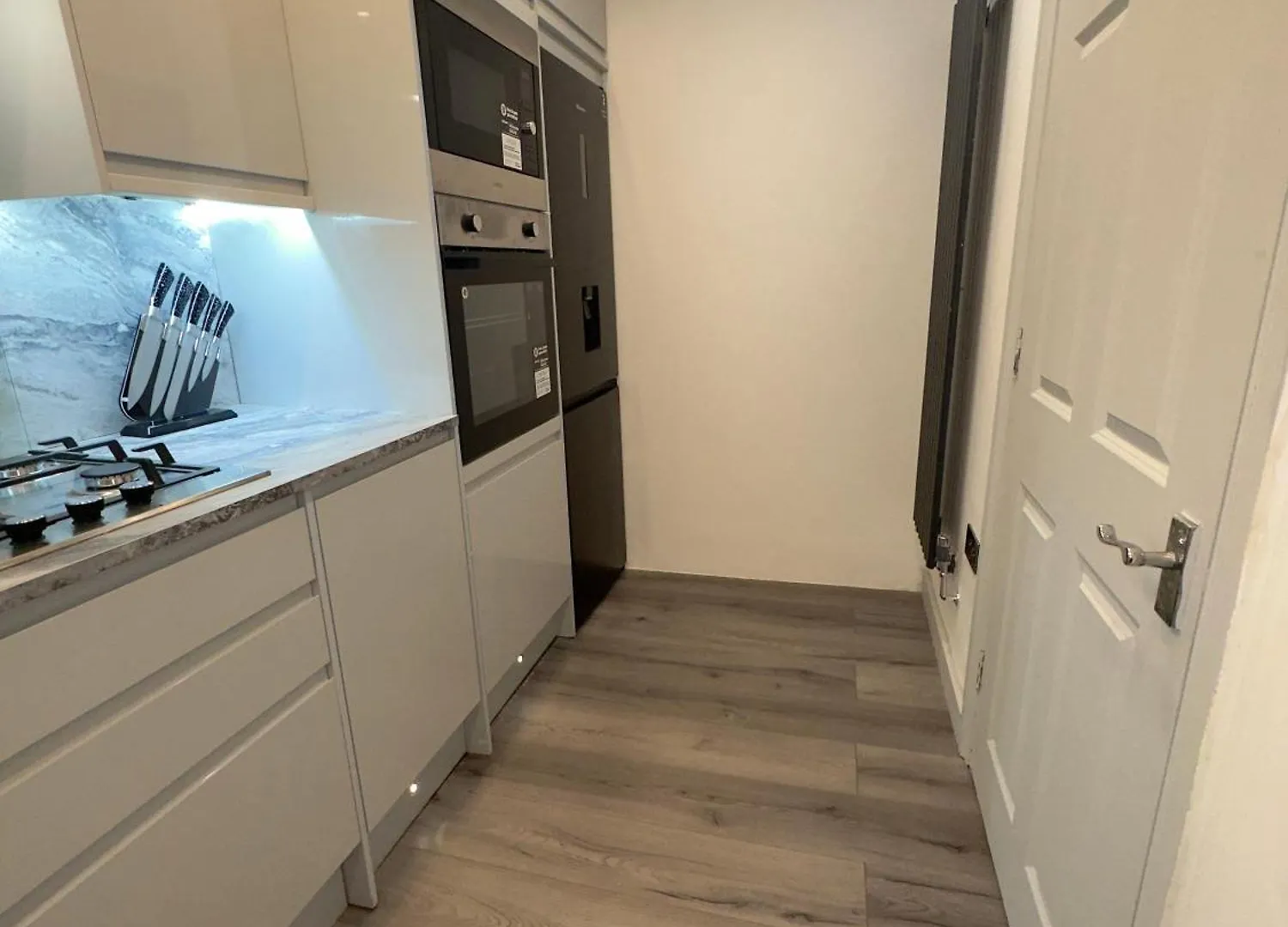 Luxxe House With Hot Tub And Pool Table Apartment Uxbridge
