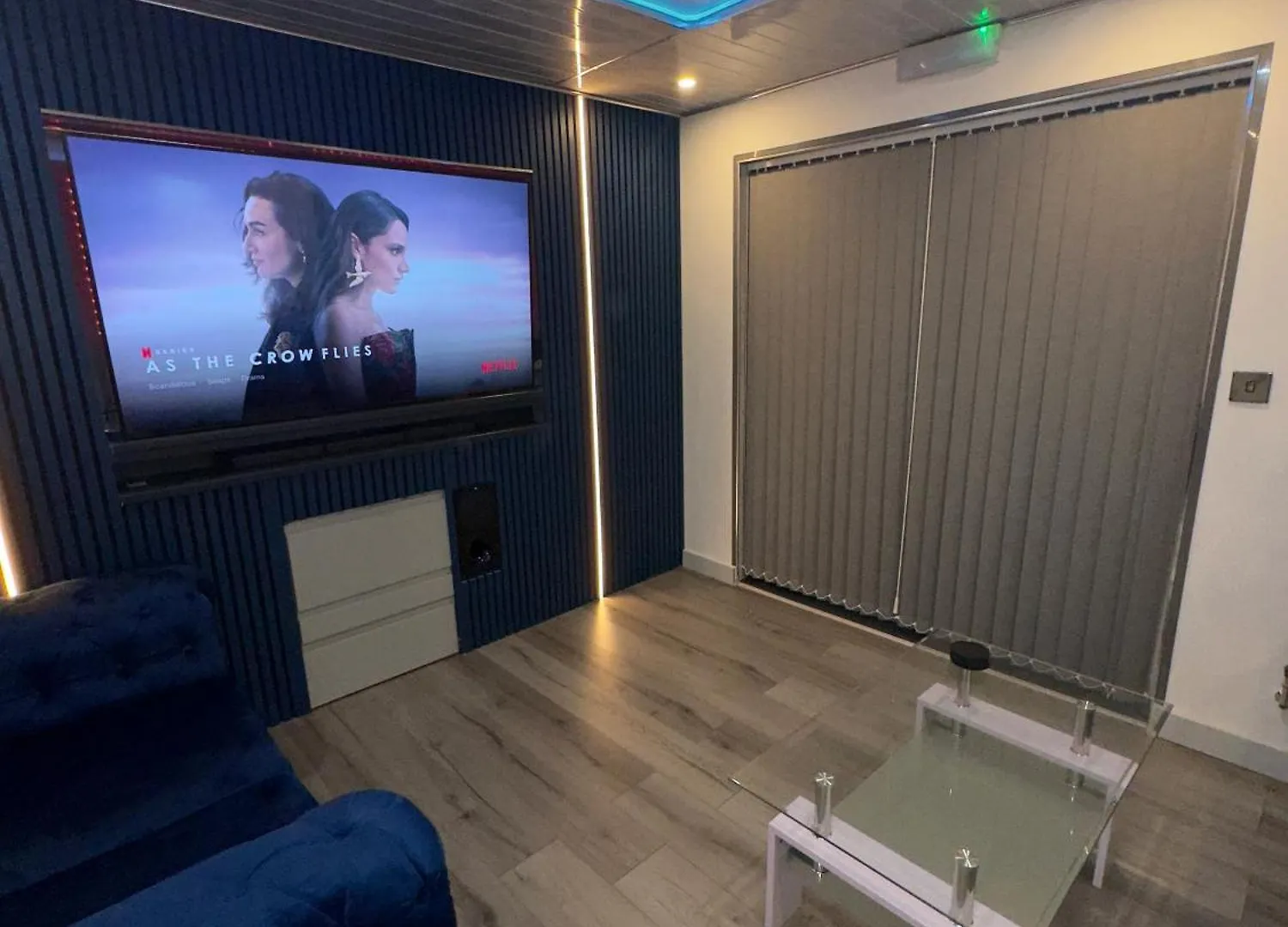 Luxxe House With Hot Tub And Pool Table Apartment Uxbridge
